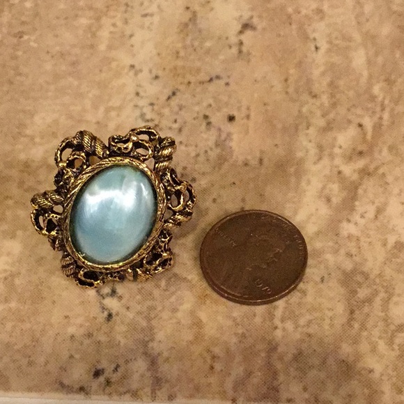 Beautiful oversized ring - statement piece adjustable - Picture 3 of 3